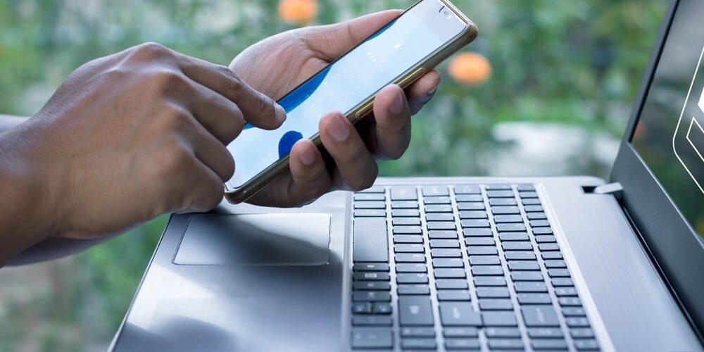 Cyber,Security,In,Two-step,Verification.,Two-factor,Authorization.,Man,Hands,Holding mobile two-factor authorization